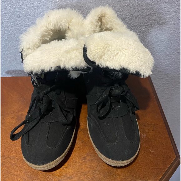 Justice booties size 2 girls - Picture 2 of 5